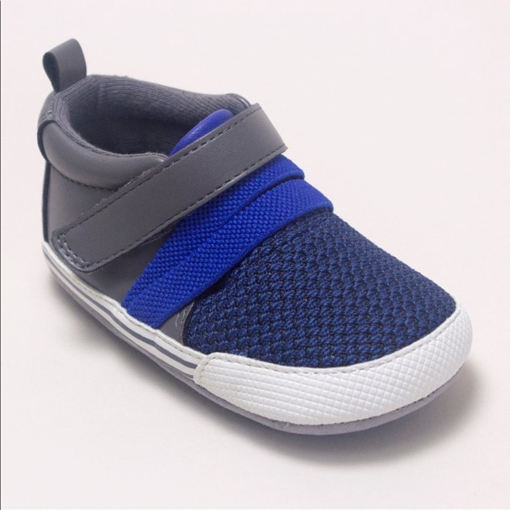 NEW Robeez Easy On Baby Boy Sneakers Size 6-12 Months